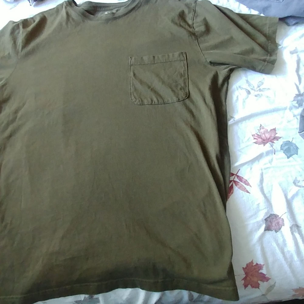 Shirt - Picture 2 of 4